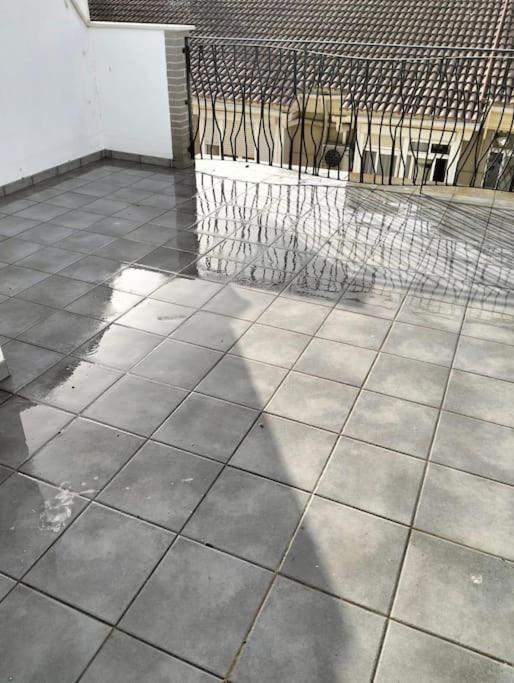 Lovely Apartment Close By City Center Málaga Exteriör bild